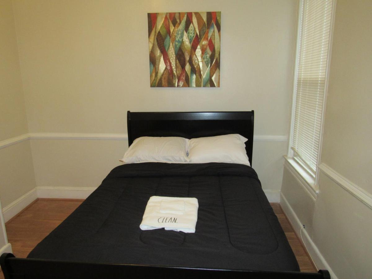 Located In The Noma-Gallaudet Neighborhood Appartamento Washington Esterno foto