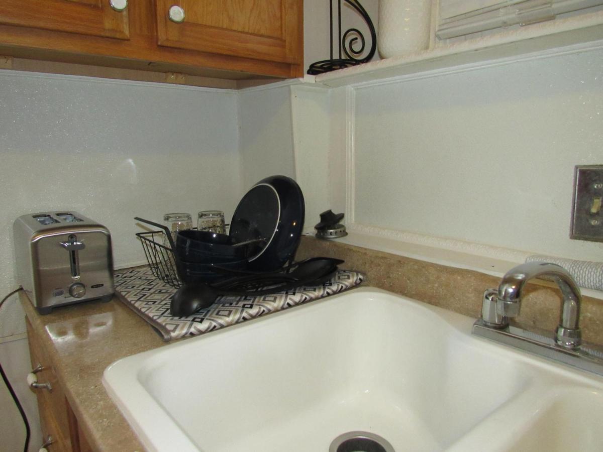 Located In The Noma-Gallaudet Neighborhood Appartamento Washington Esterno foto