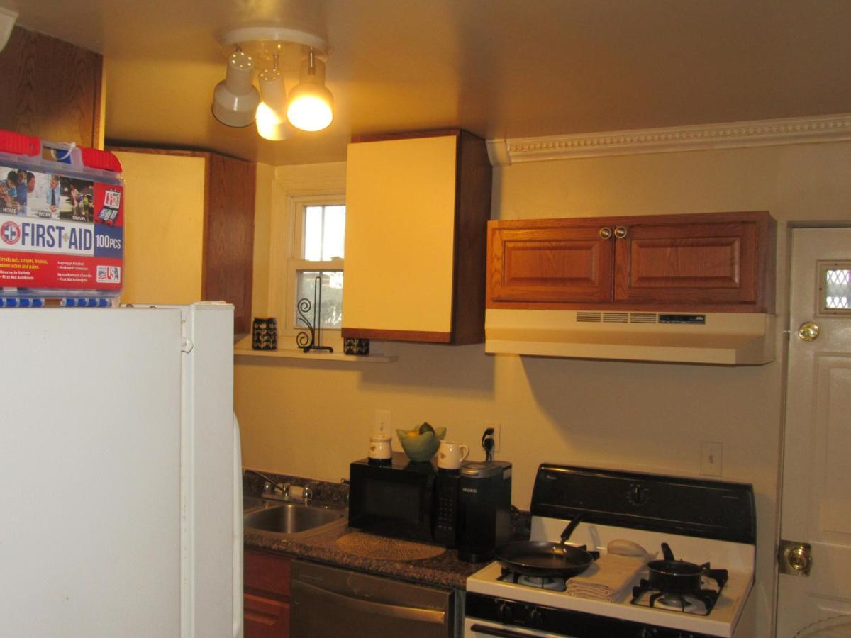 Located In The Noma-Gallaudet Neighborhood Appartamento Washington Esterno foto